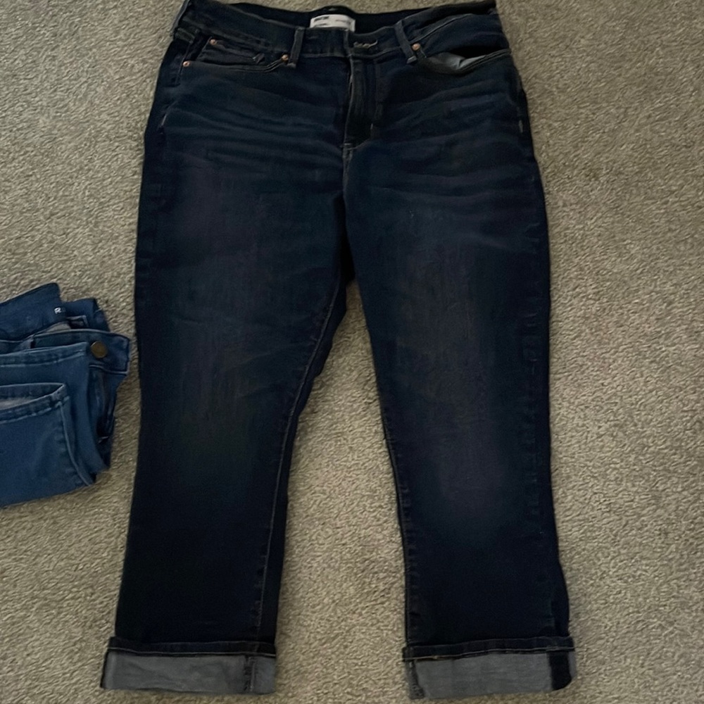 Levi signature mid rise capri